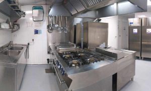 reforma cocina escuela inglesa